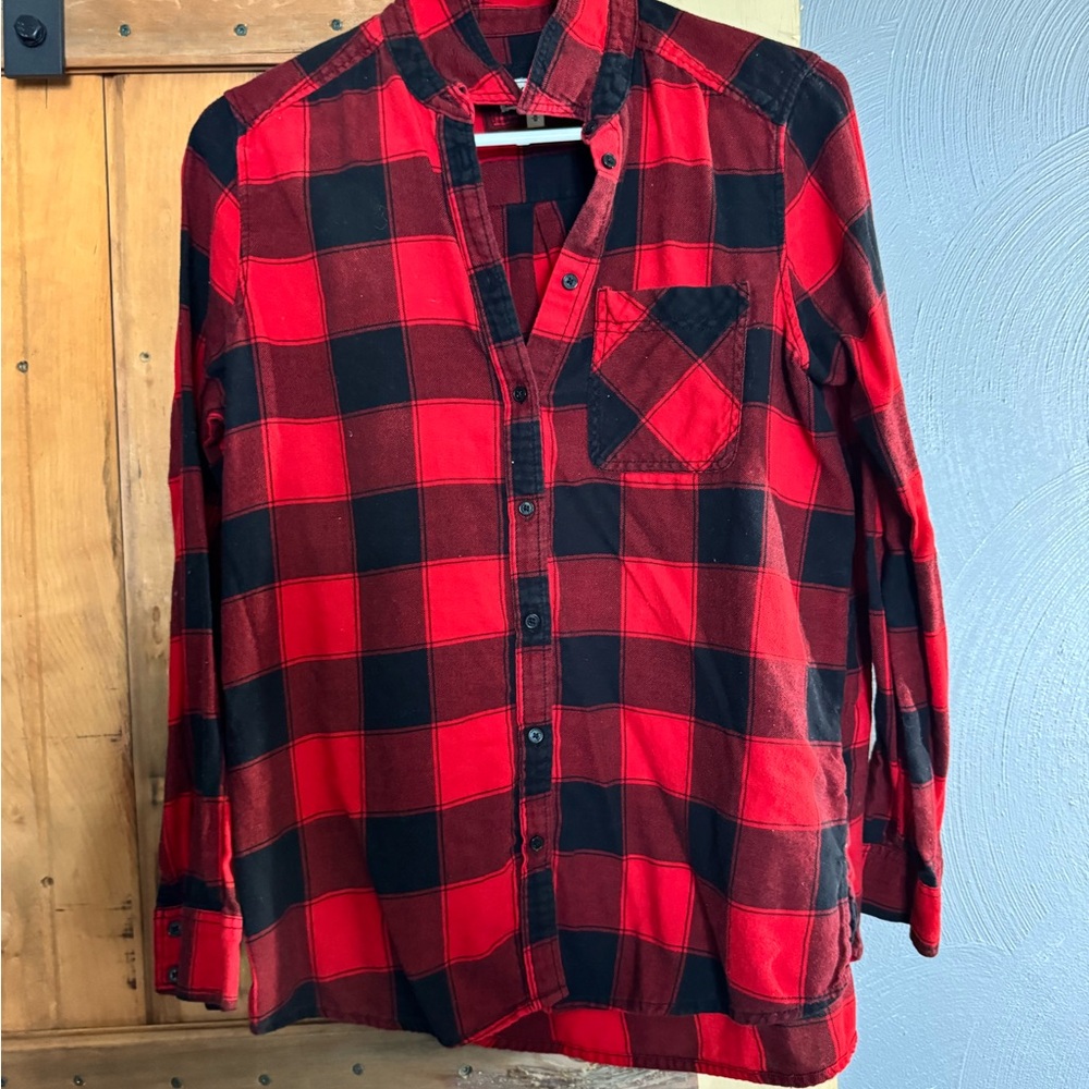 Express Boyfriend Fit Flannel Shirt | Red & Black Plaid | Size M
